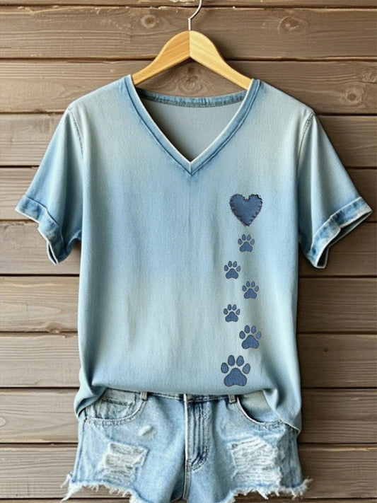Women's dog paw and heart T-shirt
